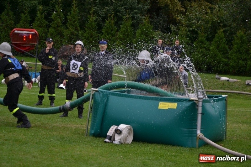 Zdjęcie w galerii na portalu naszraciborz.pl: OSP Owsiszcze z Pucharem Wójta. Gminne zawody sportowo-pożarnicze w Chałupkach  wiadomości z regionu