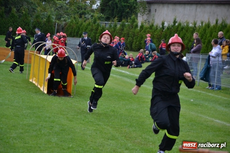 Zdjęcie w galerii na portalu naszraciborz.pl: OSP Owsiszcze z Pucharem Wójta. Gminne zawody sportowo-pożarnicze w Chałupkach  wiadomości z regionu