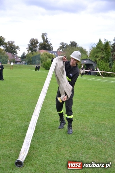 Zdjęcie w galerii na portalu naszraciborz.pl: OSP Owsiszcze z Pucharem Wójta. Gminne zawody sportowo-pożarnicze w Chałupkach  wiadomości z regionu