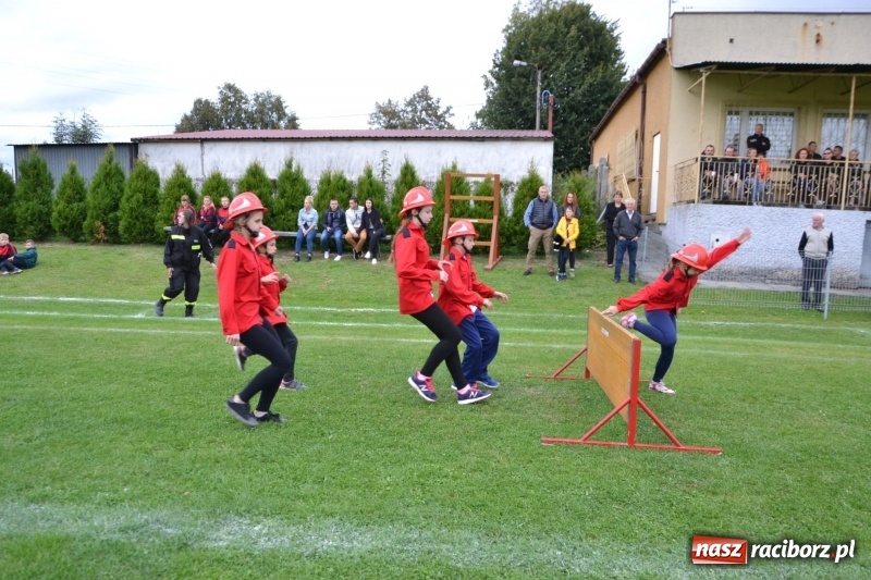 Zdjęcie w galerii na portalu naszraciborz.pl: OSP Owsiszcze z Pucharem Wójta. Gminne zawody sportowo-pożarnicze w Chałupkach  wiadomości z regionu