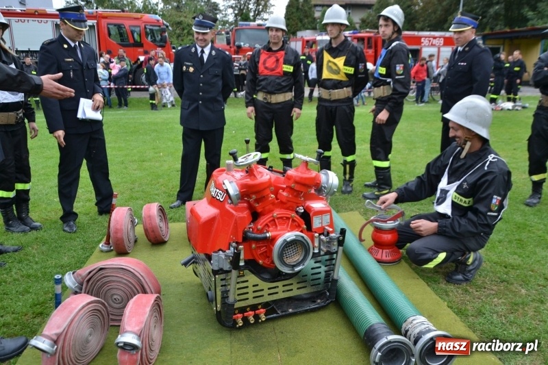 Zdjęcie w galerii na portalu naszraciborz.pl: OSP Owsiszcze z Pucharem Wójta. Gminne zawody sportowo-pożarnicze w Chałupkach  wiadomości z regionu