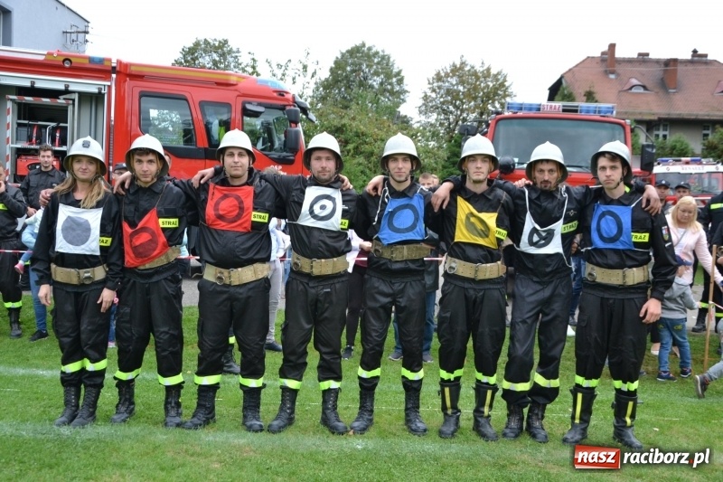 Zdjęcie w galerii na portalu naszraciborz.pl: OSP Owsiszcze z Pucharem Wójta. Gminne zawody sportowo-pożarnicze w Chałupkach  wiadomości z regionu