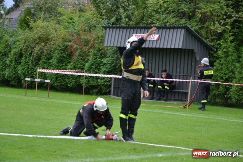 Zdjęcie w galerii na portalu naszraciborz.pl: OSP Owsiszcze z Pucharem Wójta. Gminne zawody sportowo-pożarnicze w Chałupkach  wiadomości z regionu