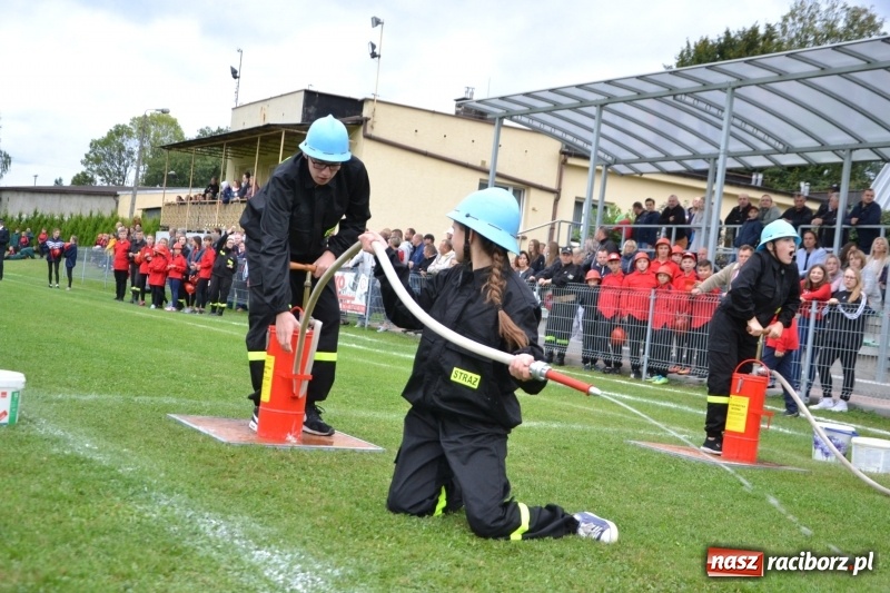 Zdjęcie w galerii na portalu naszraciborz.pl: OSP Owsiszcze z Pucharem Wójta. Gminne zawody sportowo-pożarnicze w Chałupkach  wiadomości z regionu