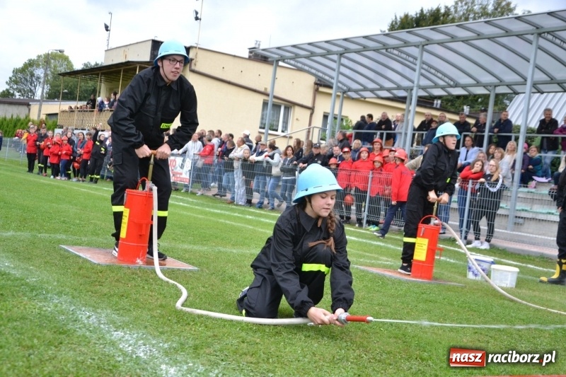 Zdjęcie w galerii na portalu naszraciborz.pl: OSP Owsiszcze z Pucharem Wójta. Gminne zawody sportowo-pożarnicze w Chałupkach  wiadomości z regionu