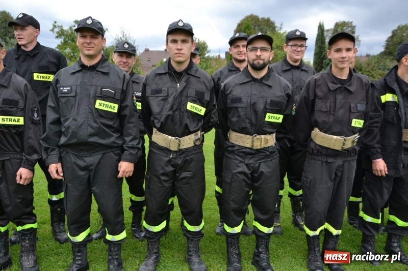 Zdjęcie w galerii na portalu naszraciborz.pl: OSP Owsiszcze z Pucharem Wójta. Gminne zawody sportowo-pożarnicze w Chałupkach  wiadomości z regionu