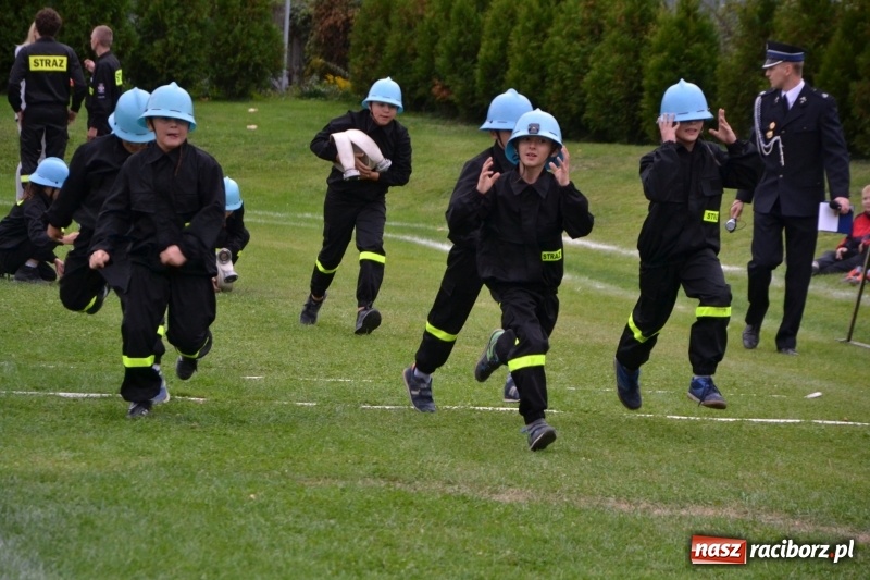 Zdjęcie w galerii na portalu naszraciborz.pl: OSP Owsiszcze z Pucharem Wójta. Gminne zawody sportowo-pożarnicze w Chałupkach  wiadomości z regionu