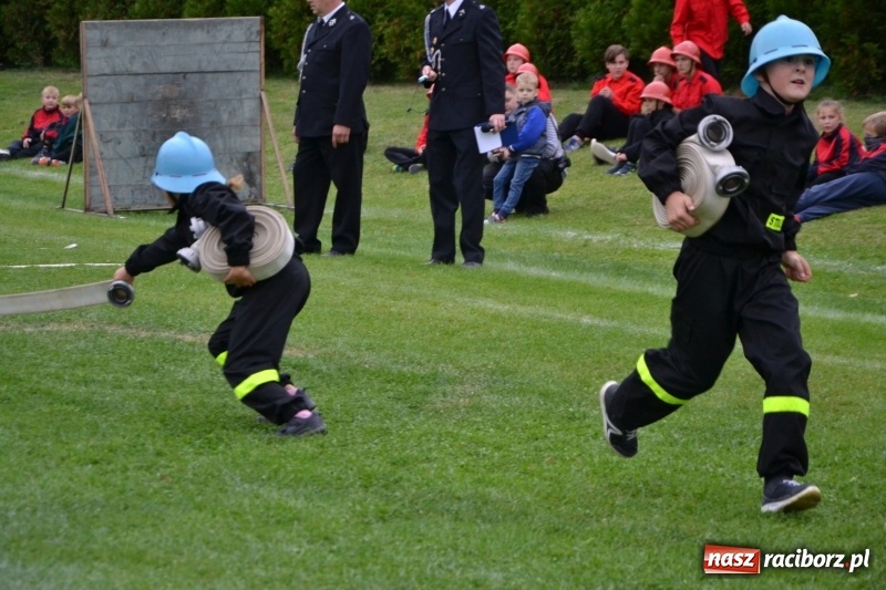 Zdjęcie w galerii na portalu naszraciborz.pl: OSP Owsiszcze z Pucharem Wójta. Gminne zawody sportowo-pożarnicze w Chałupkach  wiadomości z regionu