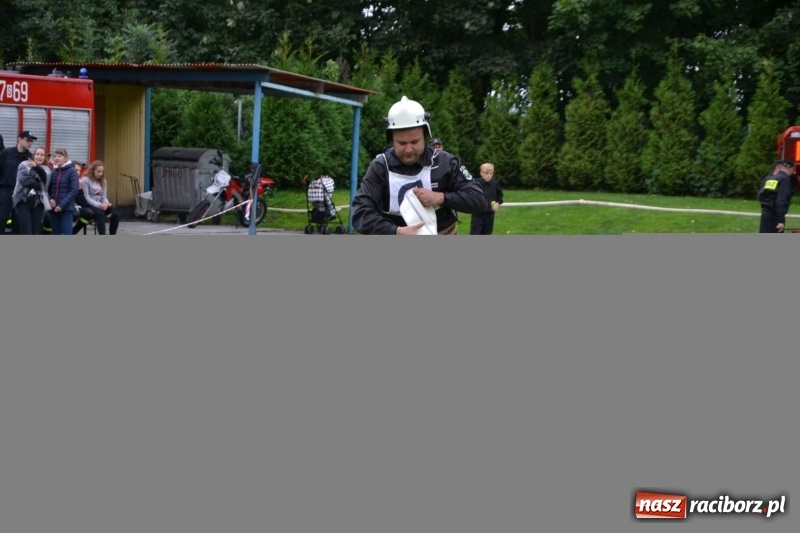 Zdjęcie w galerii na portalu naszraciborz.pl: OSP Owsiszcze z Pucharem Wójta. Gminne zawody sportowo-pożarnicze w Chałupkach  wiadomości z regionu
