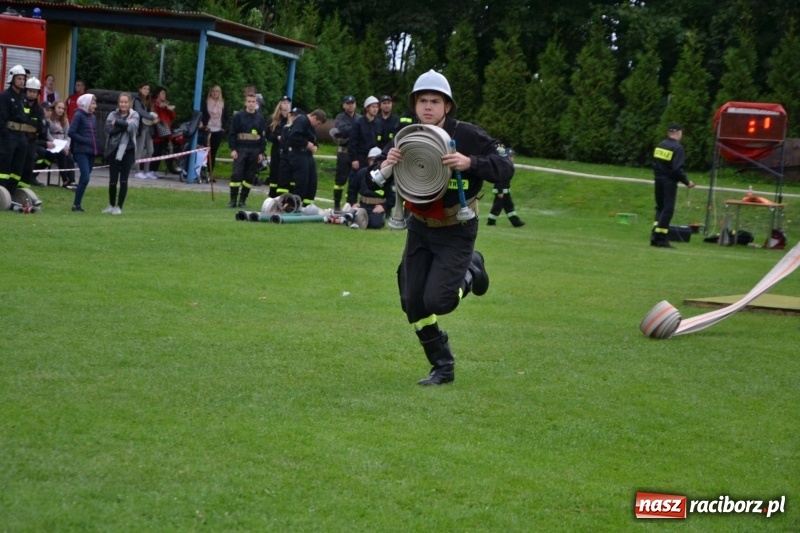 Zdjęcie w galerii na portalu naszraciborz.pl: OSP Owsiszcze z Pucharem Wójta. Gminne zawody sportowo-pożarnicze w Chałupkach  wiadomości z regionu
