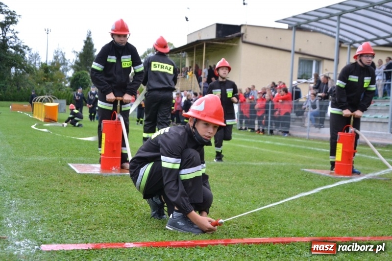 Zdjęcie w galerii na portalu naszraciborz.pl: OSP Owsiszcze z Pucharem Wójta. Gminne zawody sportowo-pożarnicze w Chałupkach  wiadomości z regionu