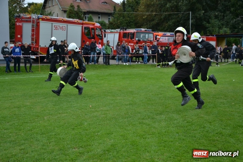 Zdjęcie w galerii na portalu naszraciborz.pl: OSP Owsiszcze z Pucharem Wójta. Gminne zawody sportowo-pożarnicze w Chałupkach  wiadomości z regionu