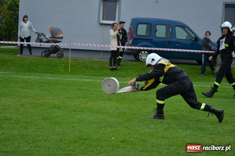 Zdjęcie w galerii na portalu naszraciborz.pl: OSP Owsiszcze z Pucharem Wójta. Gminne zawody sportowo-pożarnicze w Chałupkach  wiadomości z regionu