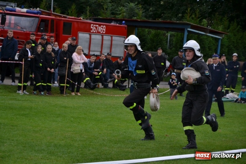 Zdjęcie w galerii na portalu naszraciborz.pl: OSP Owsiszcze z Pucharem Wójta. Gminne zawody sportowo-pożarnicze w Chałupkach  wiadomości z regionu