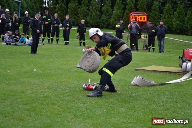 Zdjęcie w galerii na portalu naszraciborz.pl: OSP Owsiszcze z Pucharem Wójta. Gminne zawody sportowo-pożarnicze w Chałupkach  wiadomości z regionu