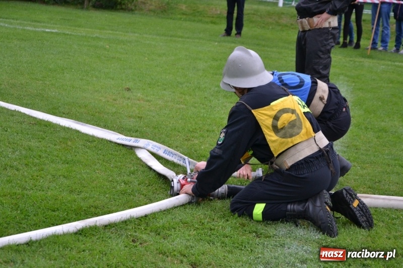 Zdjęcie w galerii na portalu naszraciborz.pl: OSP Owsiszcze z Pucharem Wójta. Gminne zawody sportowo-pożarnicze w Chałupkach  wiadomości z regionu