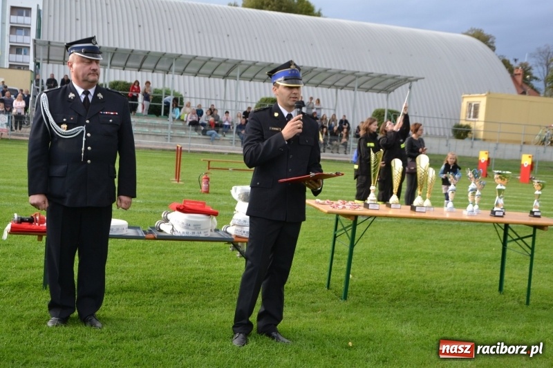 Zdjęcie w galerii na portalu naszraciborz.pl: OSP Owsiszcze z Pucharem Wójta. Gminne zawody sportowo-pożarnicze w Chałupkach  wiadomości z regionu