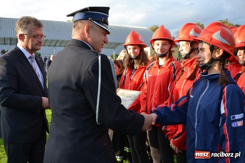 Zdjęcie w galerii na portalu naszraciborz.pl: OSP Owsiszcze z Pucharem Wójta. Gminne zawody sportowo-pożarnicze w Chałupkach  wiadomości z regionu