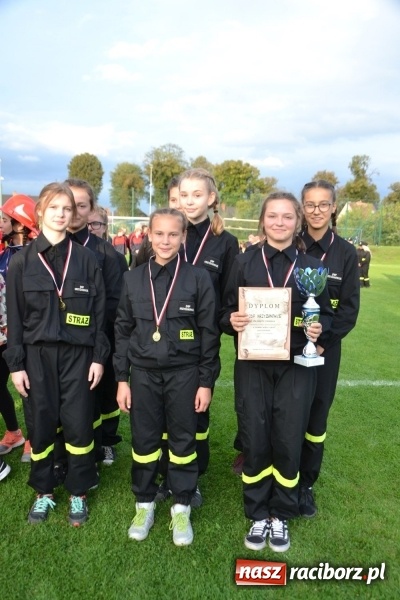 Zdjęcie w galerii na portalu naszraciborz.pl: OSP Owsiszcze z Pucharem Wójta. Gminne zawody sportowo-pożarnicze w Chałupkach  wiadomości z regionu