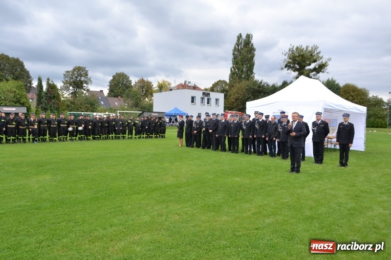 Zdjęcie w galerii na portalu naszraciborz.pl: OSP Owsiszcze z Pucharem Wójta. Gminne zawody sportowo-pożarnicze w Chałupkach  wiadomości z regionu