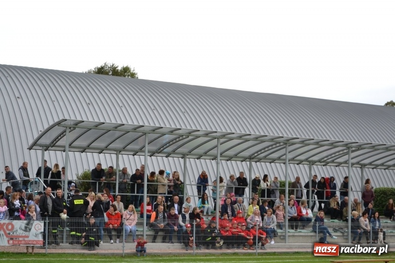 Zdjęcie w galerii na portalu naszraciborz.pl: OSP Owsiszcze z Pucharem Wójta. Gminne zawody sportowo-pożarnicze w Chałupkach  wiadomości z regionu