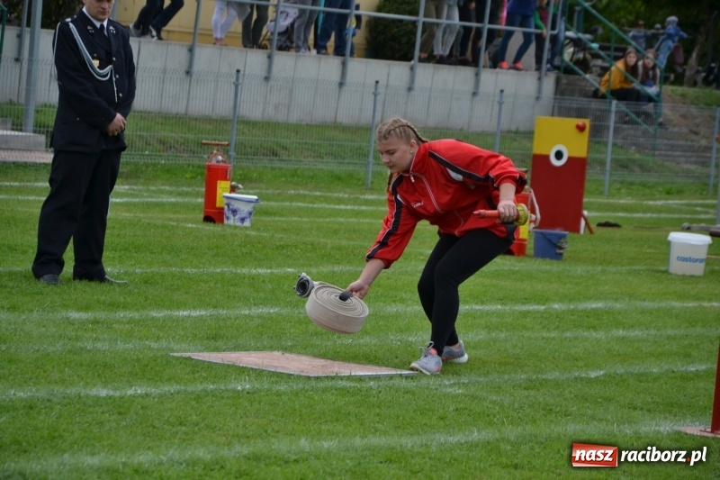 Zdjęcie w galerii na portalu naszraciborz.pl: OSP Owsiszcze z Pucharem Wójta. Gminne zawody sportowo-pożarnicze w Chałupkach  wiadomości z regionu