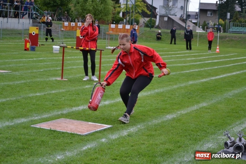 Zdjęcie w galerii na portalu naszraciborz.pl: OSP Owsiszcze z Pucharem Wójta. Gminne zawody sportowo-pożarnicze w Chałupkach  wiadomości z regionu