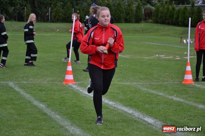 Zdjęcie w galerii na portalu naszraciborz.pl: OSP Owsiszcze z Pucharem Wójta. Gminne zawody sportowo-pożarnicze w Chałupkach  wiadomości z regionu