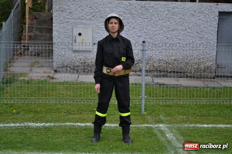 Zdjęcie w galerii na portalu naszraciborz.pl: OSP Owsiszcze z Pucharem Wójta. Gminne zawody sportowo-pożarnicze w Chałupkach  wiadomości z regionu