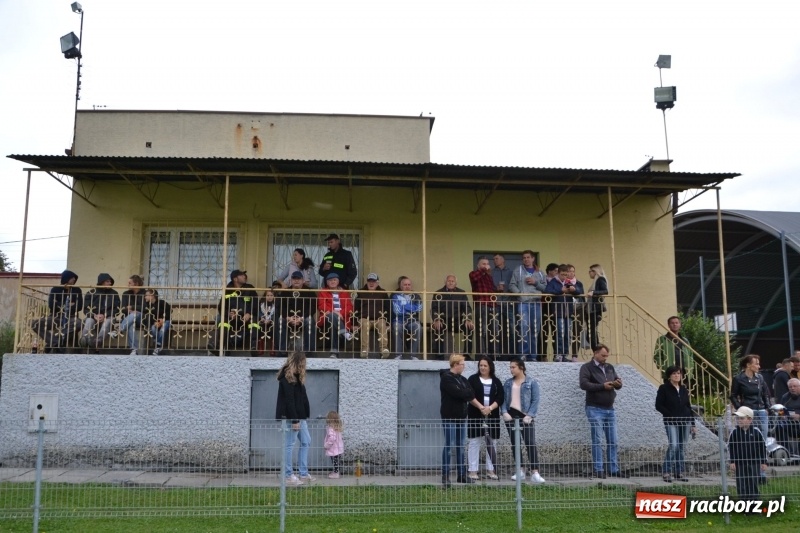Zdjęcie w galerii na portalu naszraciborz.pl: OSP Owsiszcze z Pucharem Wójta. Gminne zawody sportowo-pożarnicze w Chałupkach  wiadomości z regionu