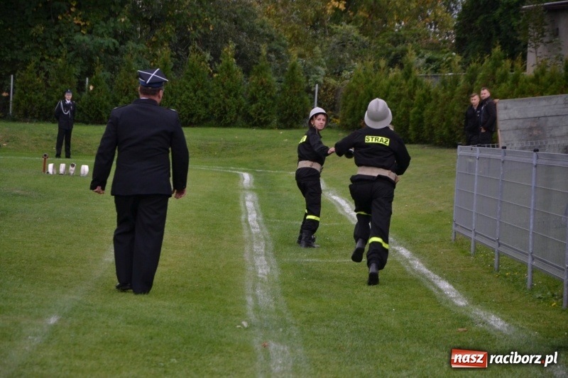 Zdjęcie w galerii na portalu naszraciborz.pl: OSP Owsiszcze z Pucharem Wójta. Gminne zawody sportowo-pożarnicze w Chałupkach  wiadomości z regionu