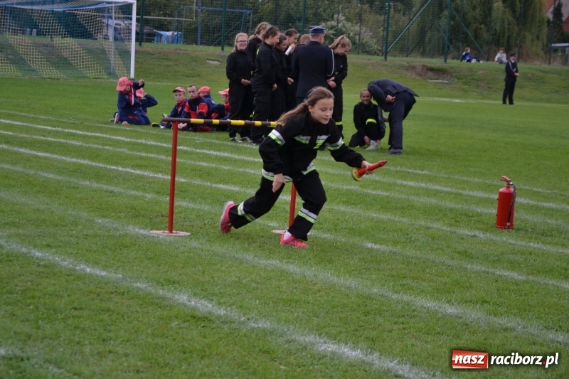 Zdjęcie w galerii na portalu naszraciborz.pl: OSP Owsiszcze z Pucharem Wójta. Gminne zawody sportowo-pożarnicze w Chałupkach  wiadomości z regionu
