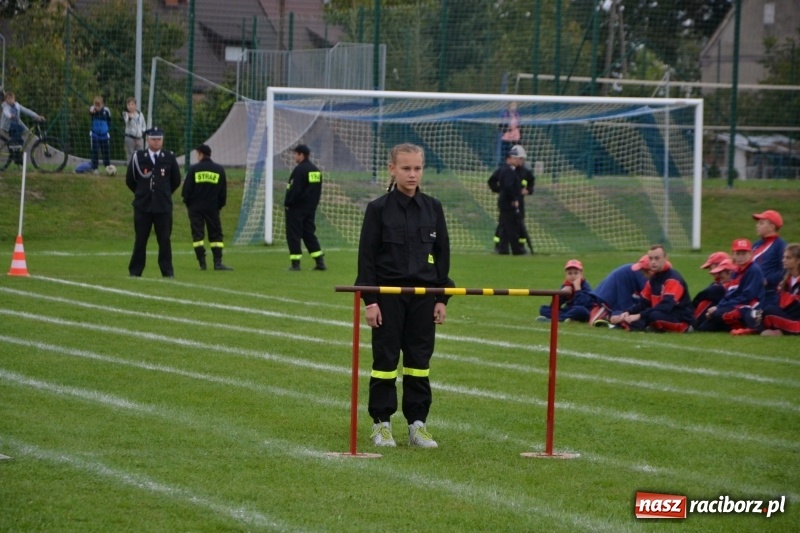 Zdjęcie w galerii na portalu naszraciborz.pl: OSP Owsiszcze z Pucharem Wójta. Gminne zawody sportowo-pożarnicze w Chałupkach  wiadomości z regionu