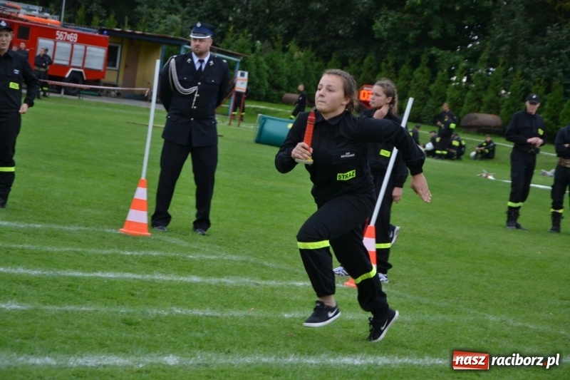 Zdjęcie w galerii na portalu naszraciborz.pl: OSP Owsiszcze z Pucharem Wójta. Gminne zawody sportowo-pożarnicze w Chałupkach  wiadomości z regionu
