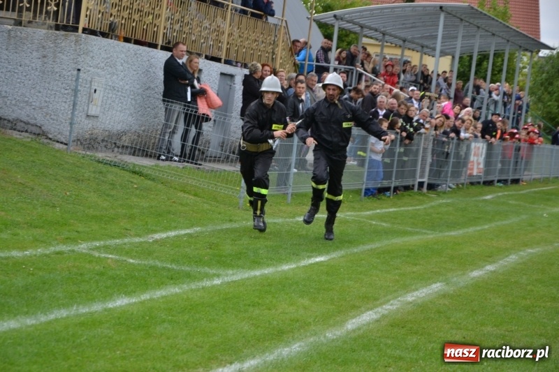 Zdjęcie w galerii na portalu naszraciborz.pl: OSP Owsiszcze z Pucharem Wójta. Gminne zawody sportowo-pożarnicze w Chałupkach  wiadomości z regionu