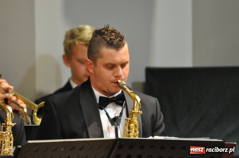 Zdjęcie w galerii na portalu naszraciborz.pl: Dziesiąte urodziny Gminnej Orkiestry Dętej w Krzyżanowicach  wiadomości z regionu