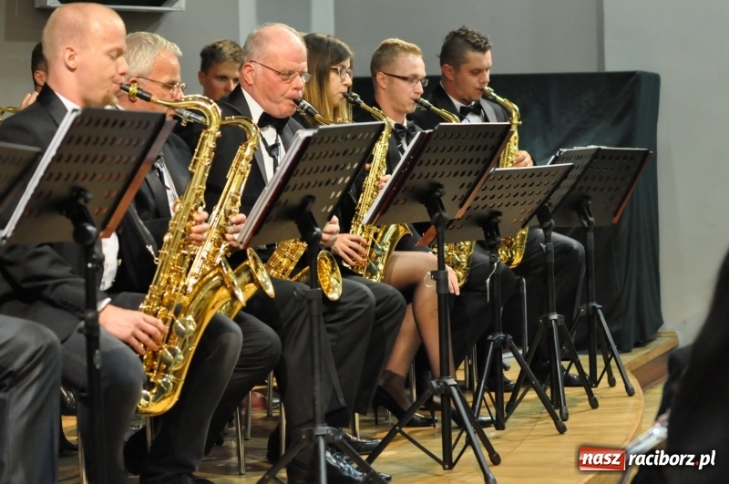 Zdjęcie w galerii na portalu naszraciborz.pl: Dziesiąte urodziny Gminnej Orkiestry Dętej w Krzyżanowicach  wiadomości z regionu