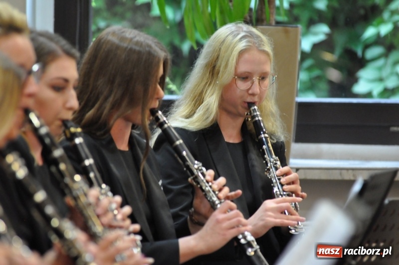 Zdjęcie w galerii na portalu naszraciborz.pl: Dziesiąte urodziny Gminnej Orkiestry Dętej w Krzyżanowicach  wiadomości z regionu