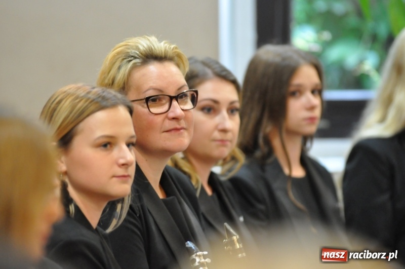 Zdjęcie w galerii na portalu naszraciborz.pl: Dziesiąte urodziny Gminnej Orkiestry Dętej w Krzyżanowicach  wiadomości z regionu