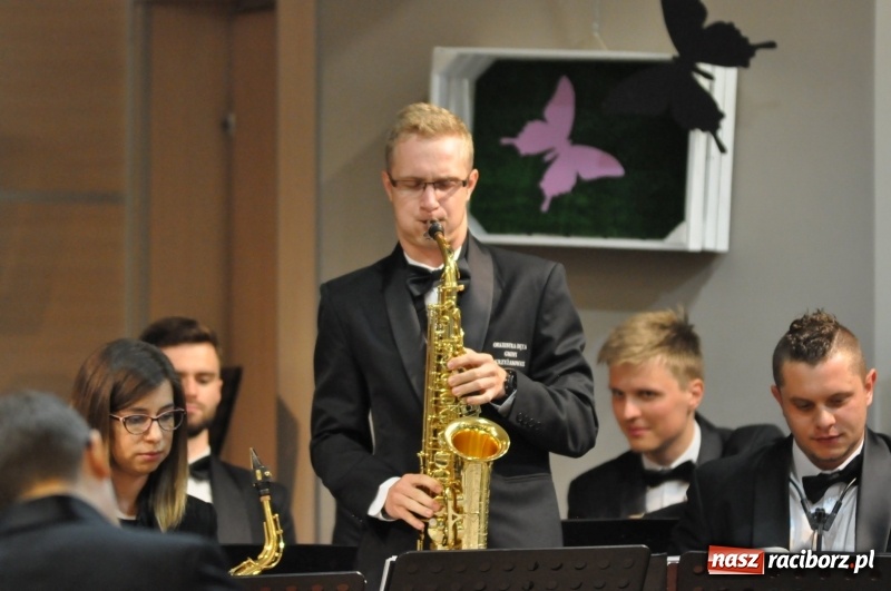 Zdjęcie w galerii na portalu naszraciborz.pl: Dziesiąte urodziny Gminnej Orkiestry Dętej w Krzyżanowicach  wiadomości z regionu
