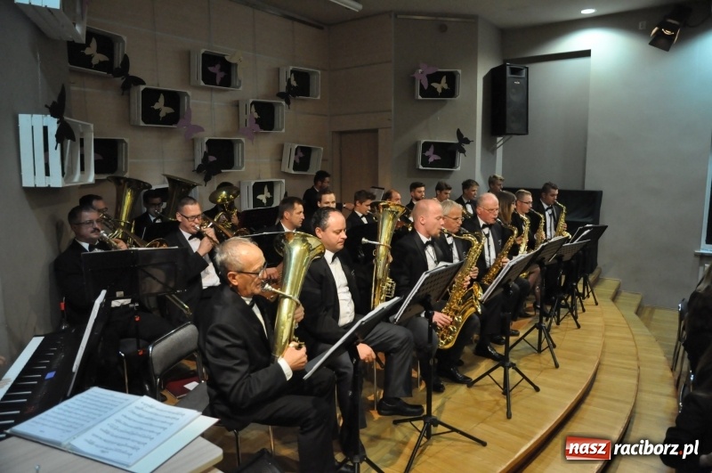 Zdjęcie w galerii na portalu naszraciborz.pl: Dziesiąte urodziny Gminnej Orkiestry Dętej w Krzyżanowicach  wiadomości z regionu