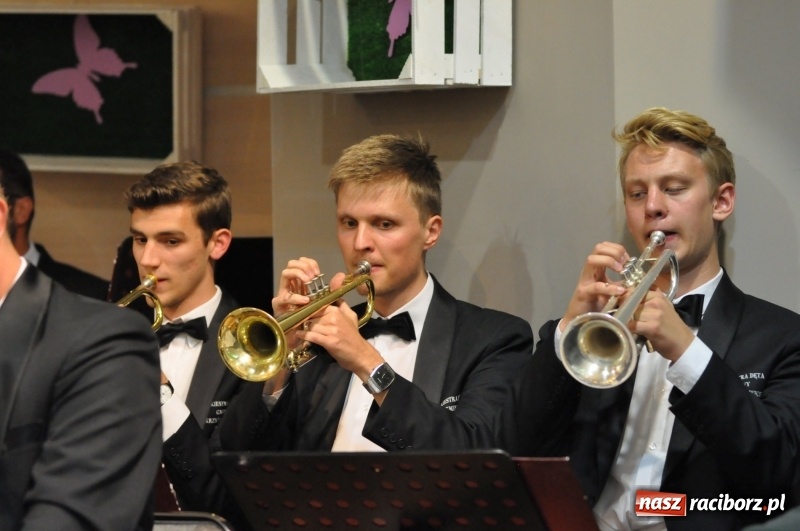 Zdjęcie w galerii na portalu naszraciborz.pl: Dziesiąte urodziny Gminnej Orkiestry Dętej w Krzyżanowicach  wiadomości z regionu