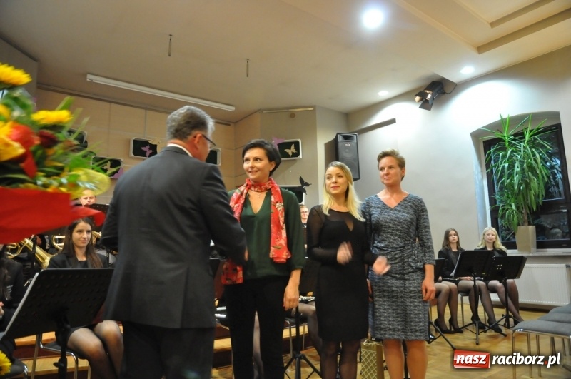 Zdjęcie w galerii na portalu naszraciborz.pl: Dziesiąte urodziny Gminnej Orkiestry Dętej w Krzyżanowicach  wiadomości z regionu