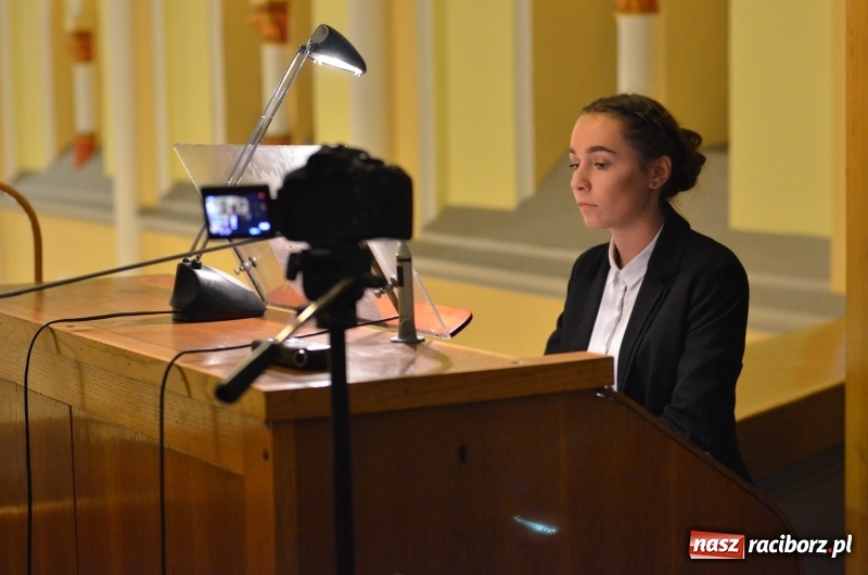 Zdjęcie w galerii na portalu naszraciborz.pl: Młodzi organiści zaprezentowali swoje umiejętności na Ostrogu  wiadomości z regionu