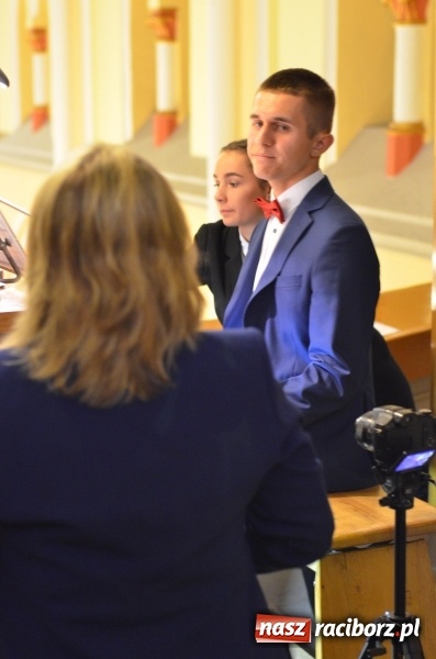 Zdjęcie w galerii na portalu naszraciborz.pl: Młodzi organiści zaprezentowali swoje umiejętności na Ostrogu  wiadomości z regionu