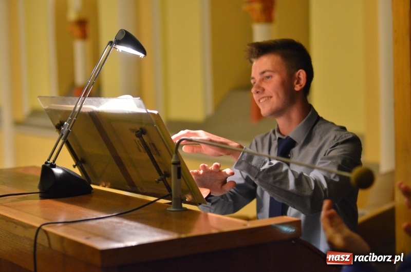 Zdjęcie w galerii na portalu naszraciborz.pl: Młodzi organiści zaprezentowali swoje umiejętności na Ostrogu  wiadomości z regionu