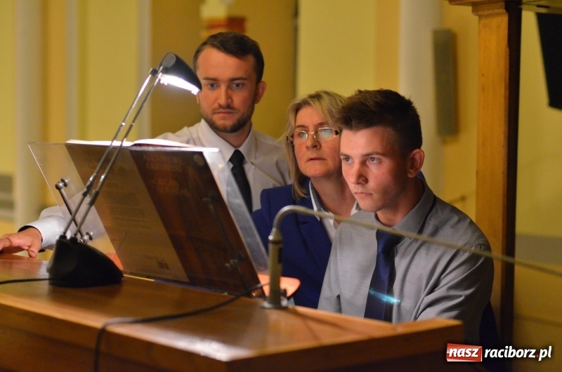 Zdjęcie w galerii na portalu naszraciborz.pl: Młodzi organiści zaprezentowali swoje umiejętności na Ostrogu  wiadomości z regionu