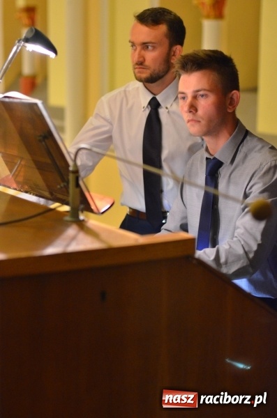 Zdjęcie w galerii na portalu naszraciborz.pl: Młodzi organiści zaprezentowali swoje umiejętności na Ostrogu  wiadomości z regionu