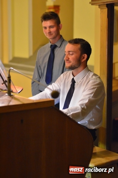 Zdjęcie w galerii na portalu naszraciborz.pl: Młodzi organiści zaprezentowali swoje umiejętności na Ostrogu  wiadomości z regionu