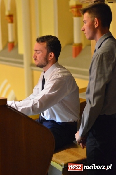 Zdjęcie w galerii na portalu naszraciborz.pl: Młodzi organiści zaprezentowali swoje umiejętności na Ostrogu  wiadomości z regionu